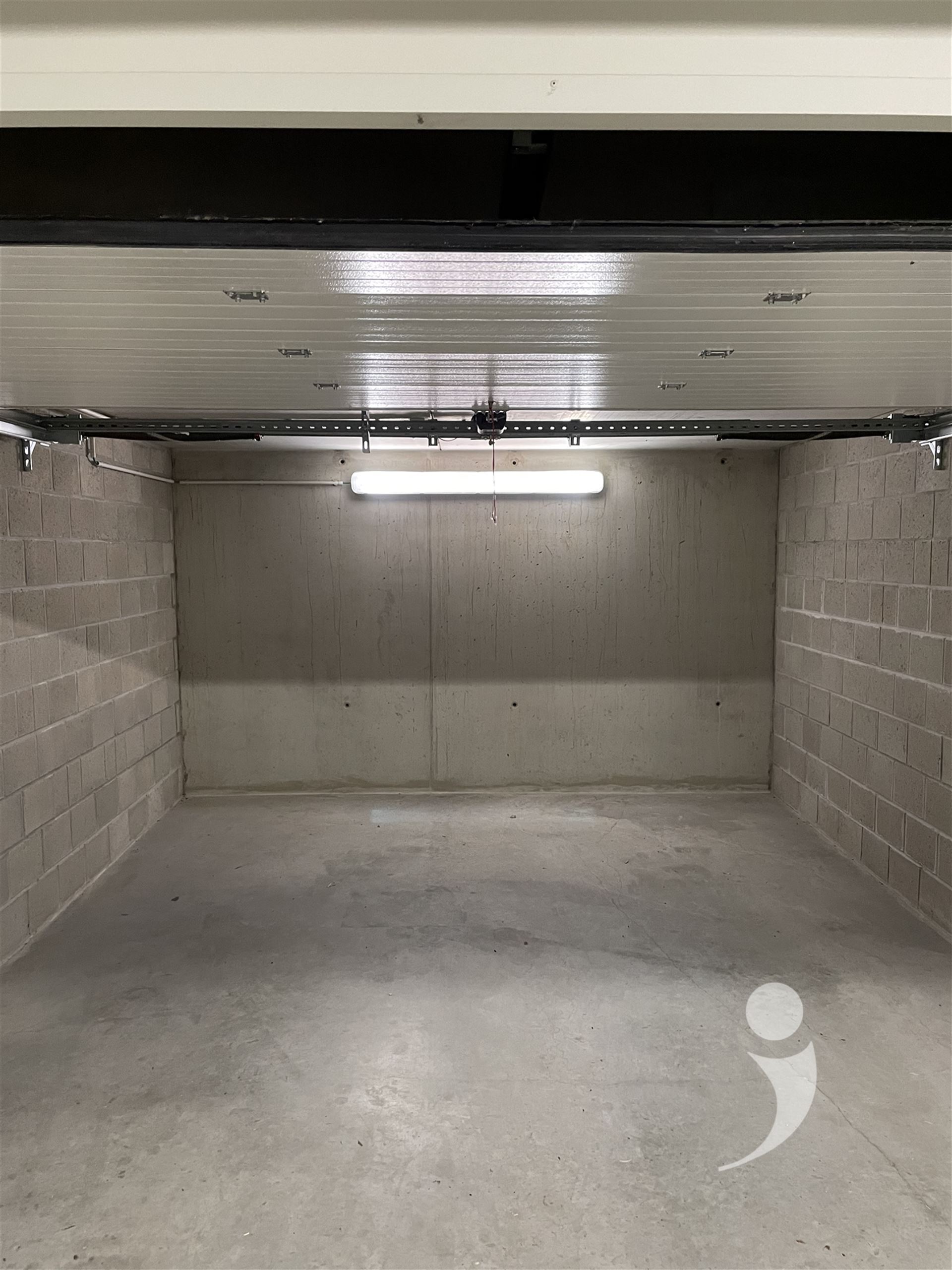 Binnenstaanplaats te huur in KESSEL-LO