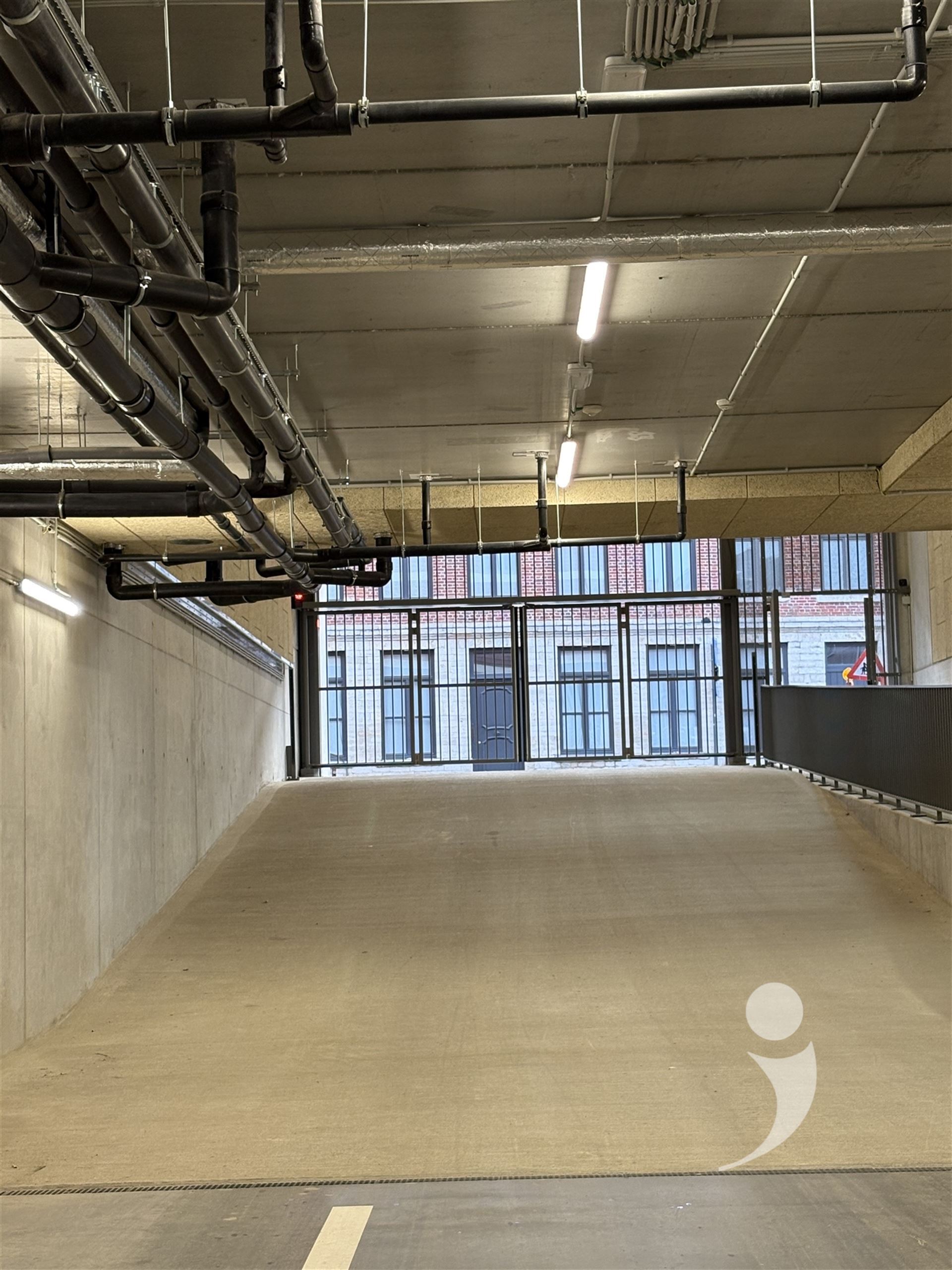 Binnenstaanplaats te huur in LEUVEN