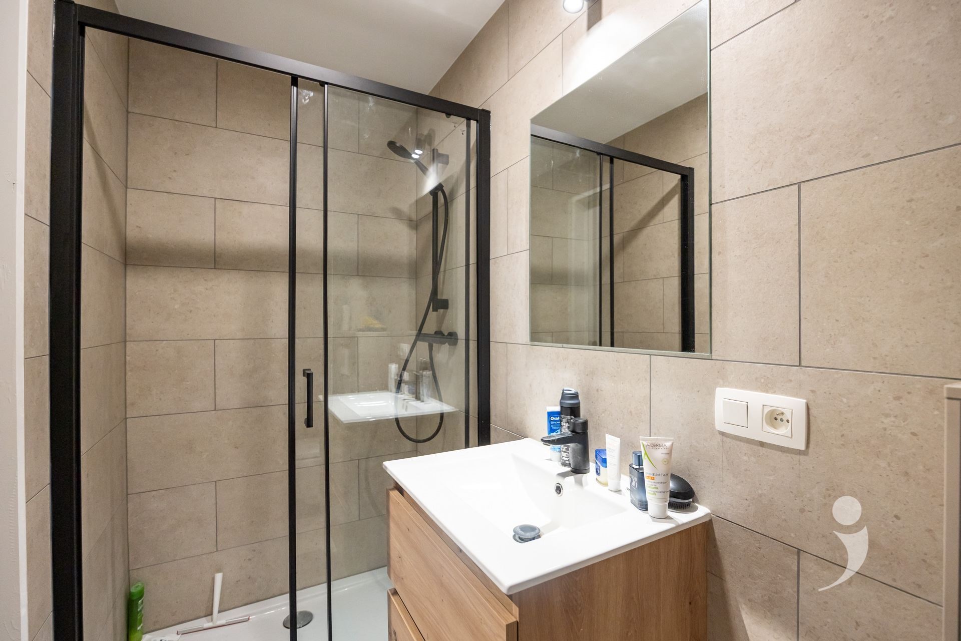 Dorm room for sale in LEUVEN