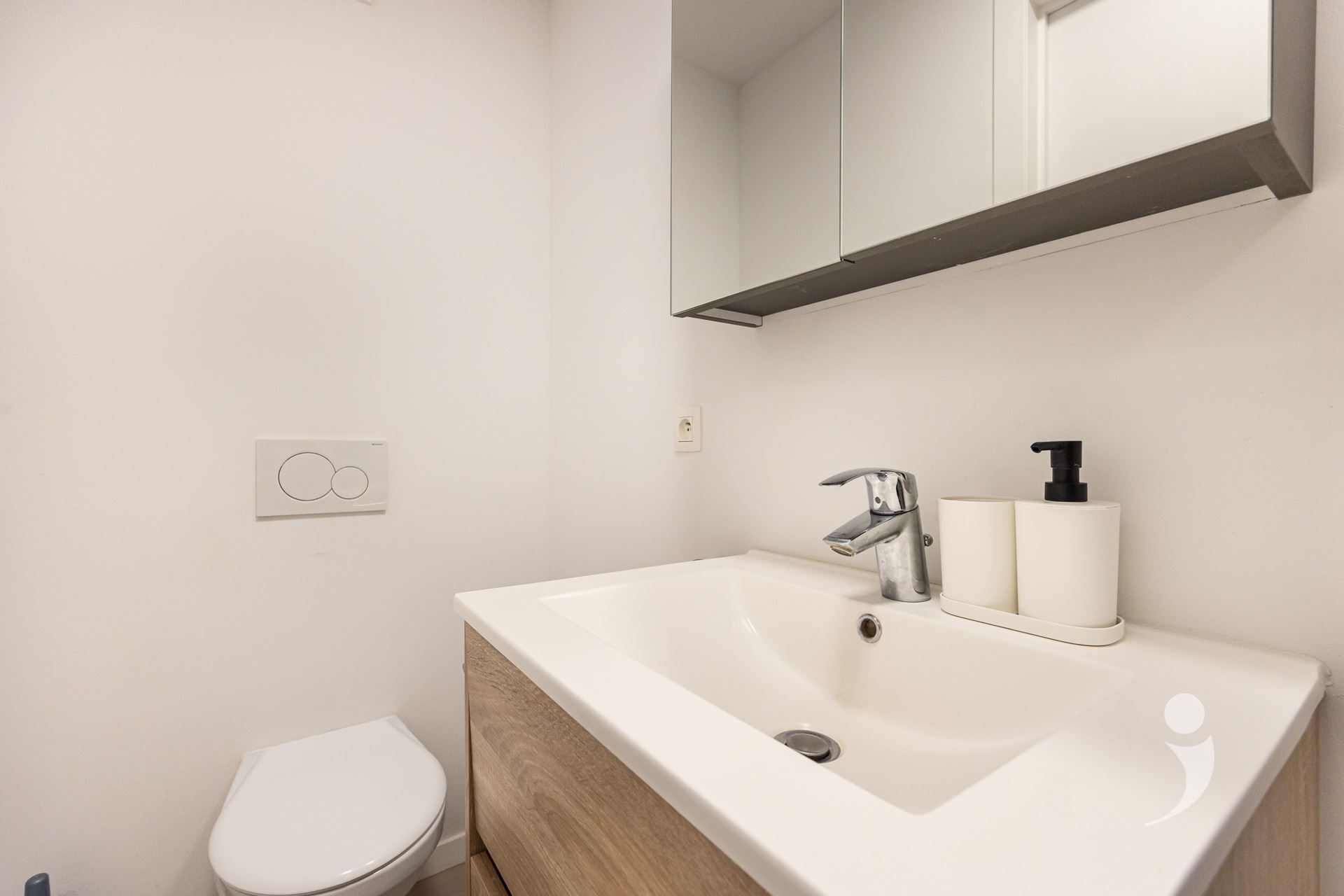 Dorm room for sale in LEUVEN