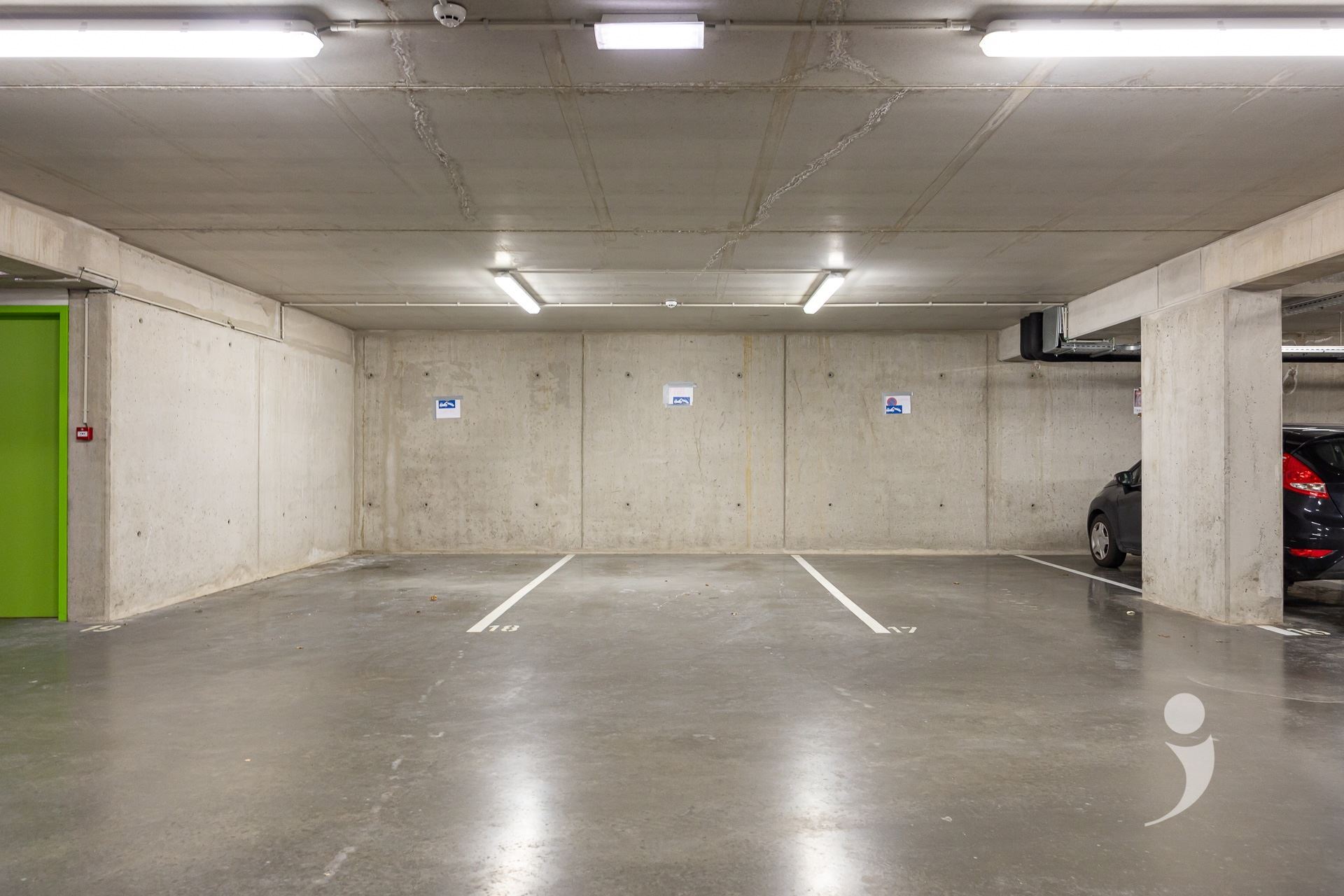 Garage / parking te koop in KESSEL-LO