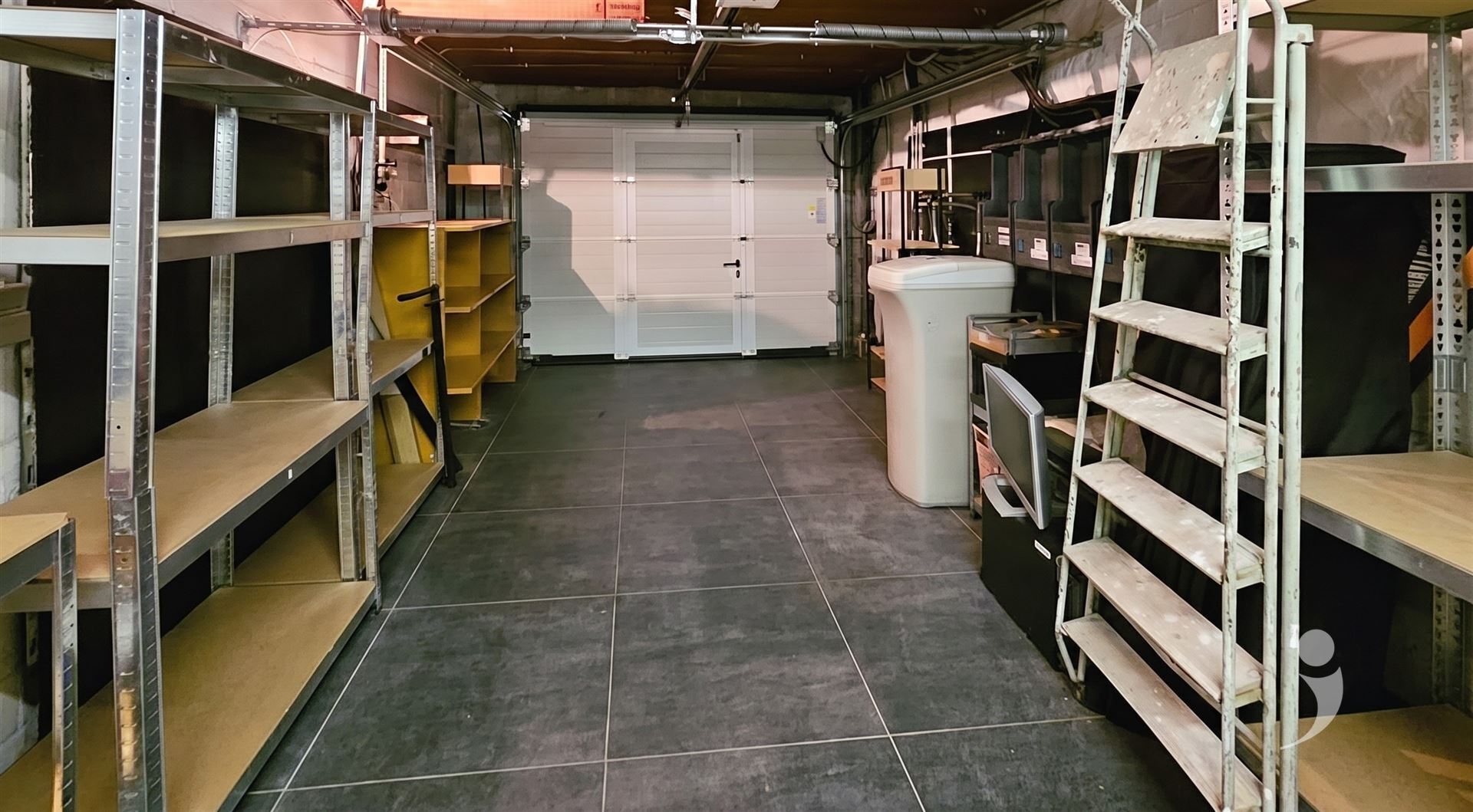 Gebouw voor gemengd gebruik te koop in KORTENBERG