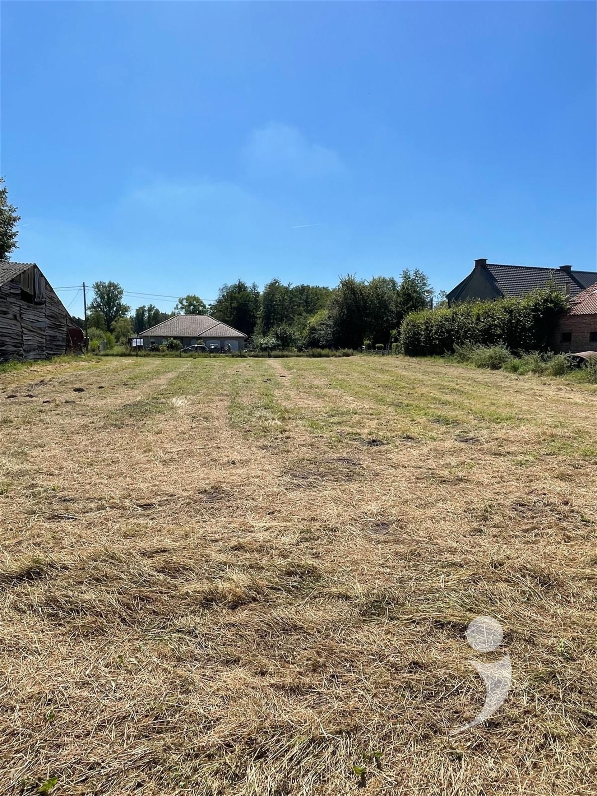 Ground for sale in TESTELT