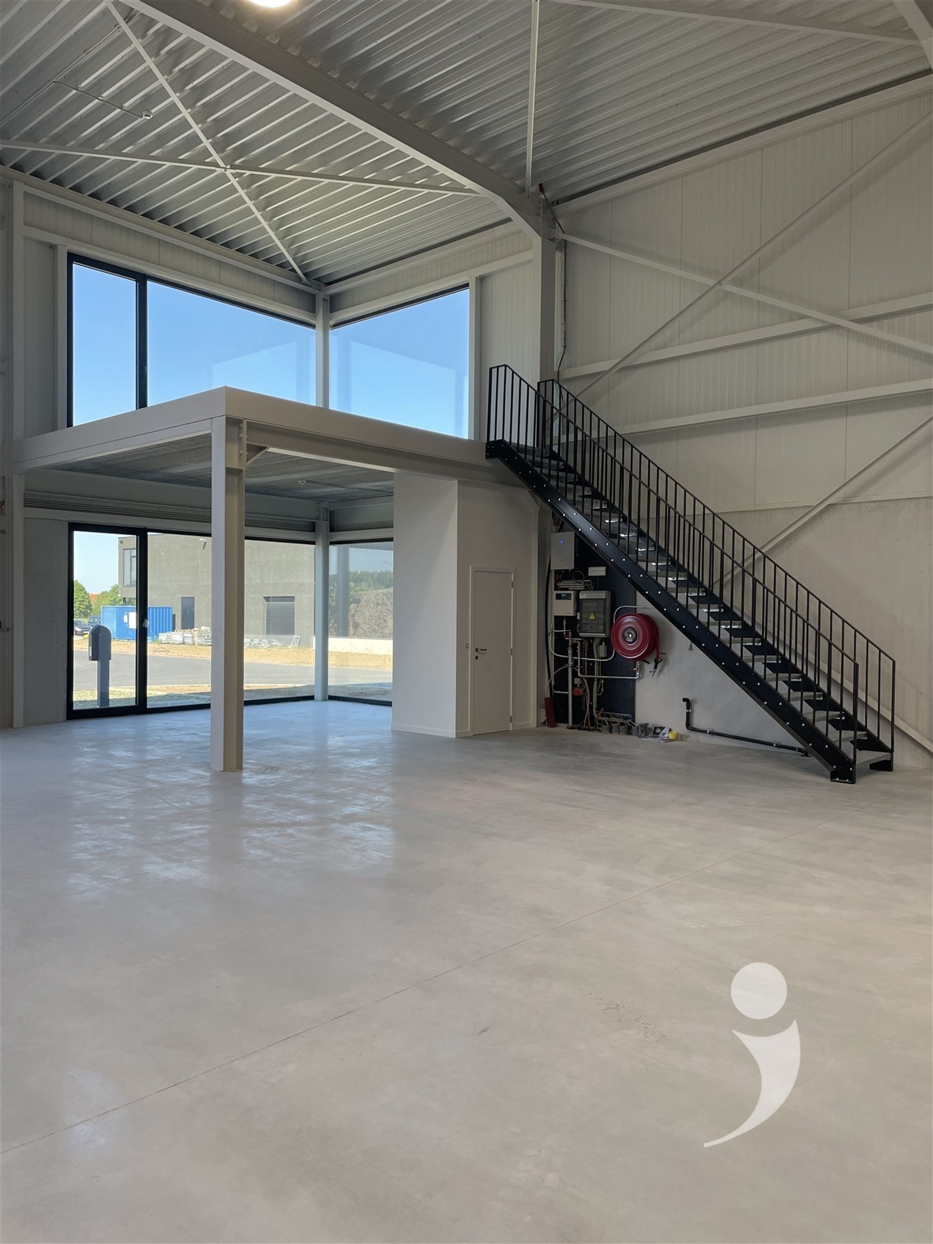 Industrieel gebouw te huur in HERENT
