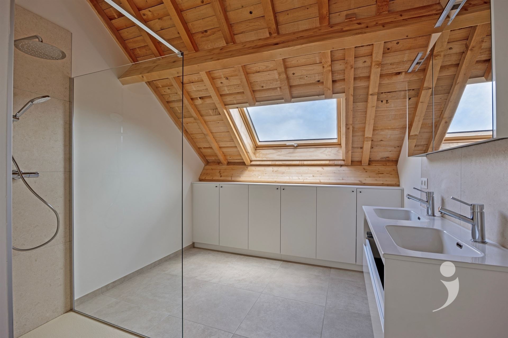 Villa/House/Farm for rent in HOLSBEEK