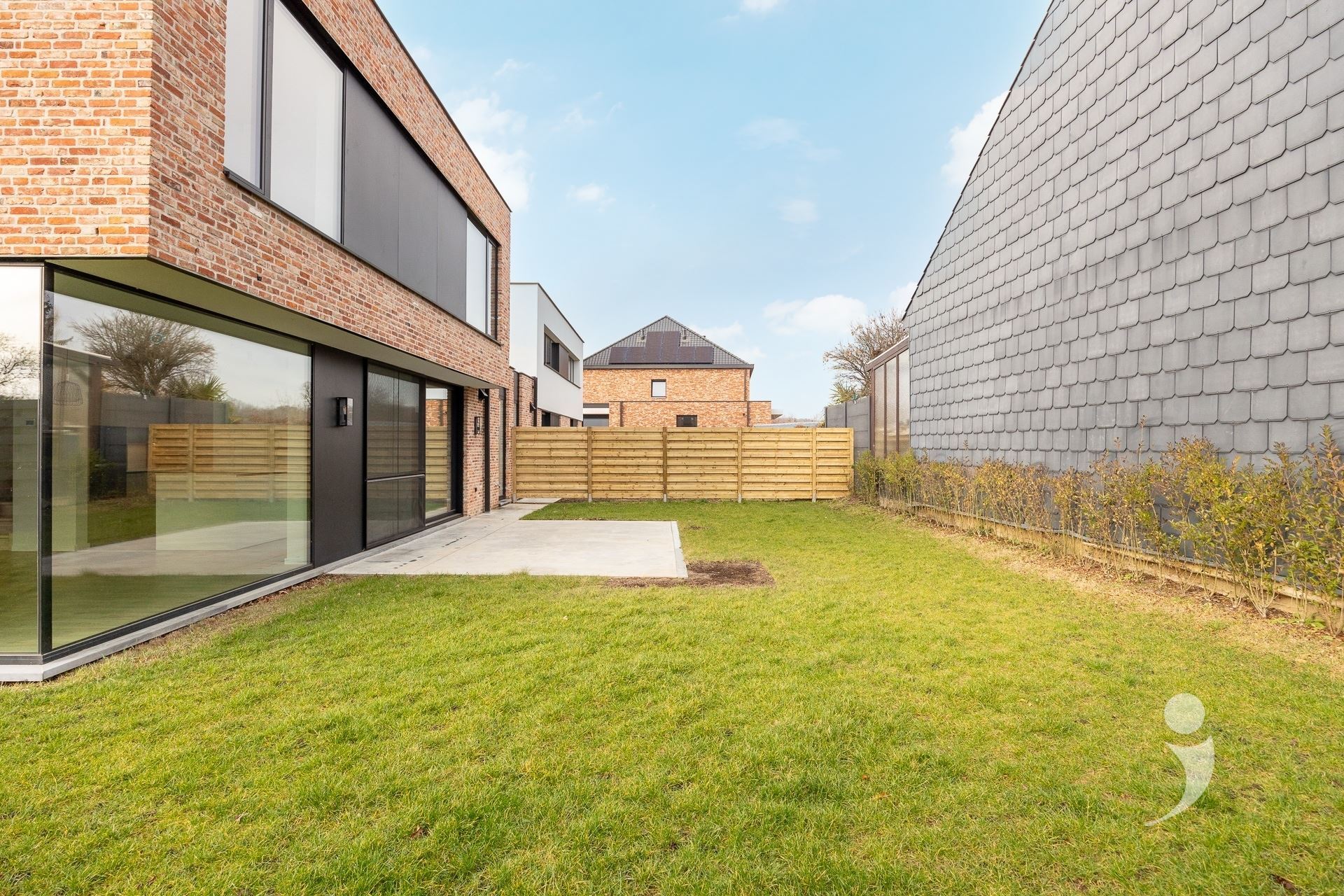 Villa/House/Farm for sale in HOUWAART