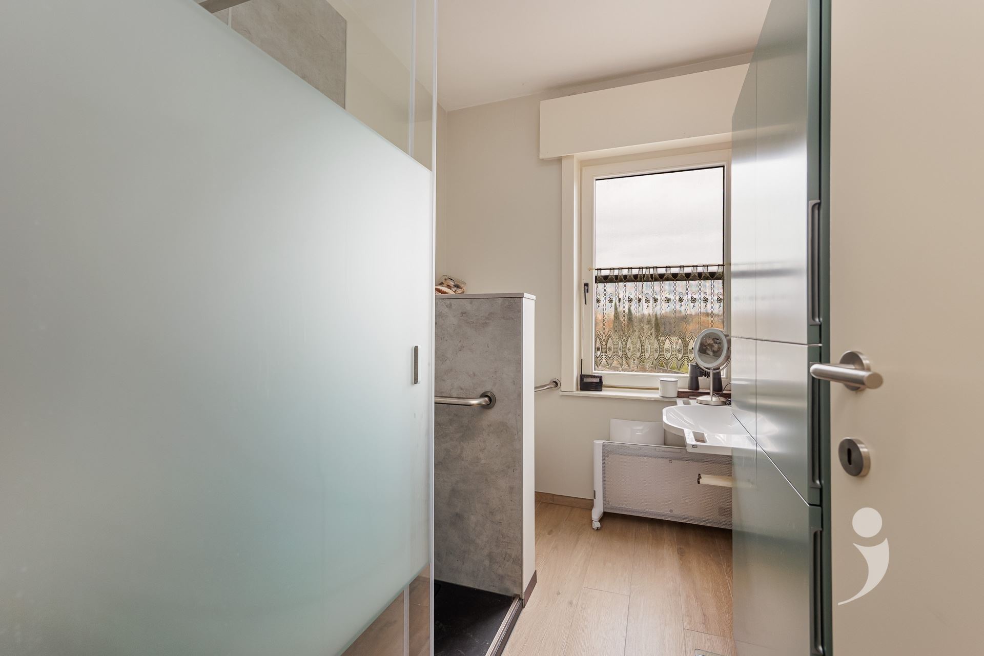 Villa/House/Farm for sale in MACHELEN