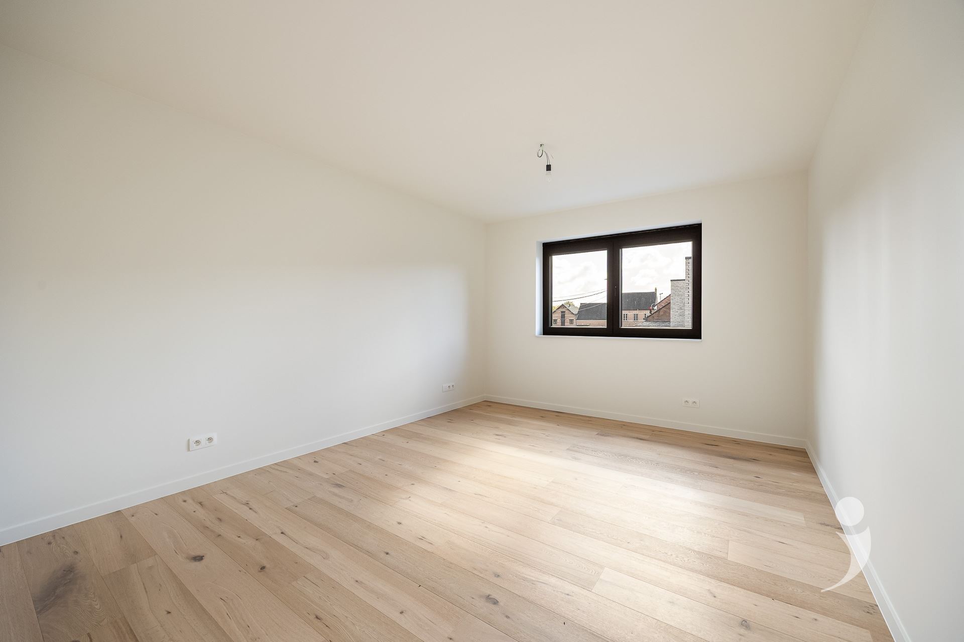 Villa/House/Farm for sale in RAMSEL