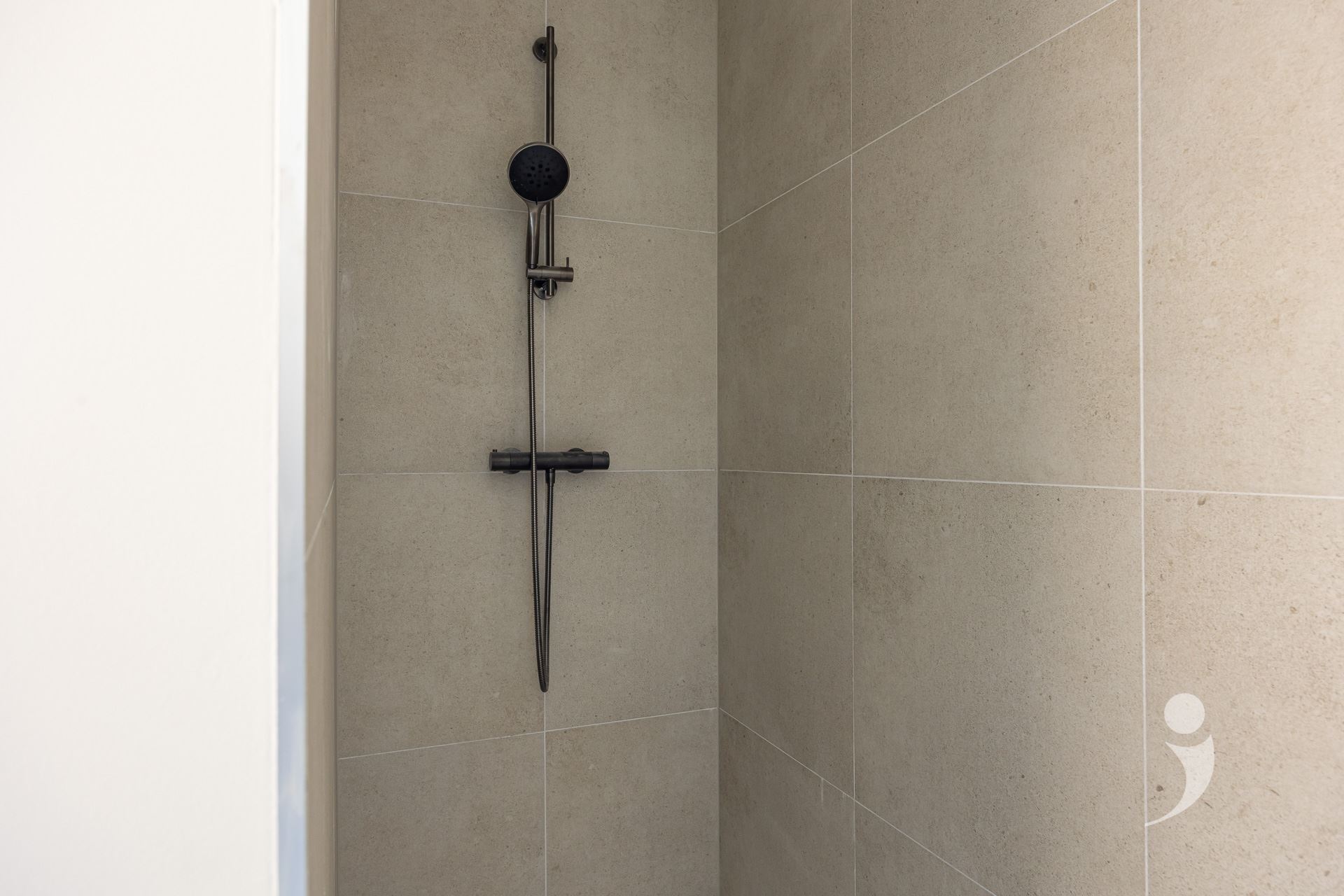 Villa/House/Farm for sale in RAMSEL