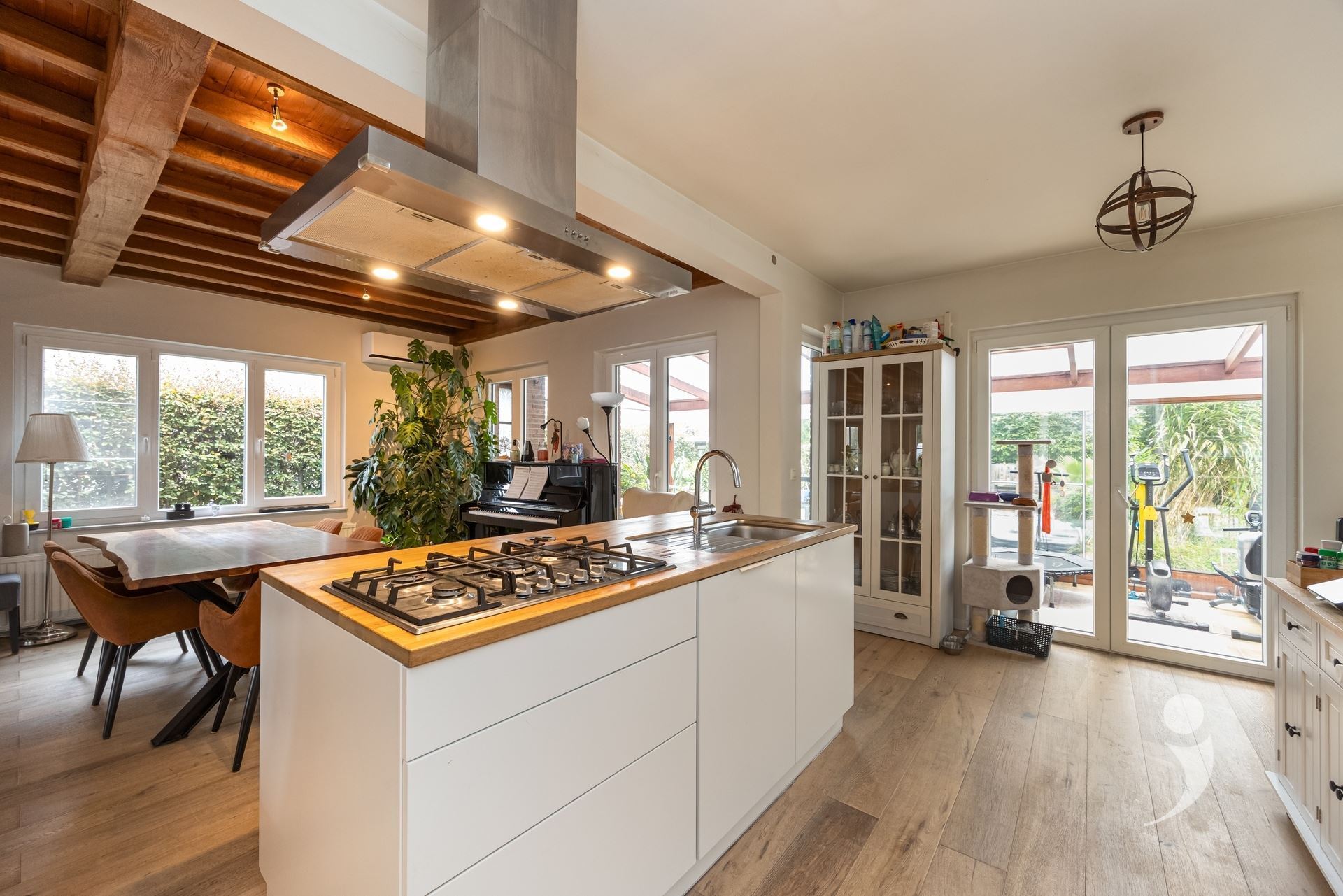 Villa/House/Farm for sale in STEENOKKERZEEL