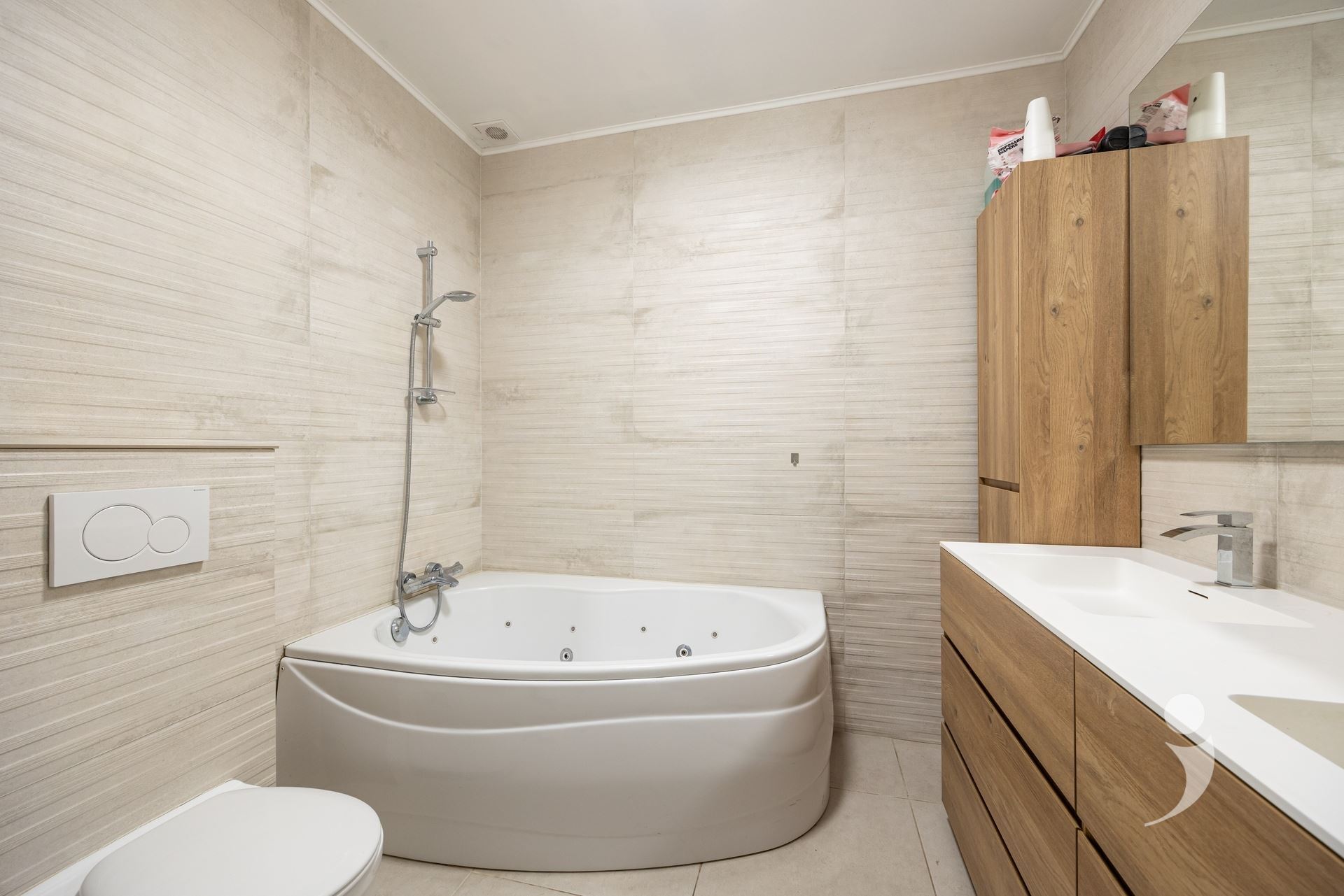 Villa/House/Farm for sale in STEENOKKERZEEL
