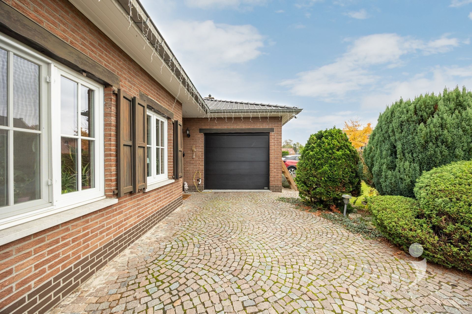 Villa/House/Farm for sale in STEENOKKERZEEL