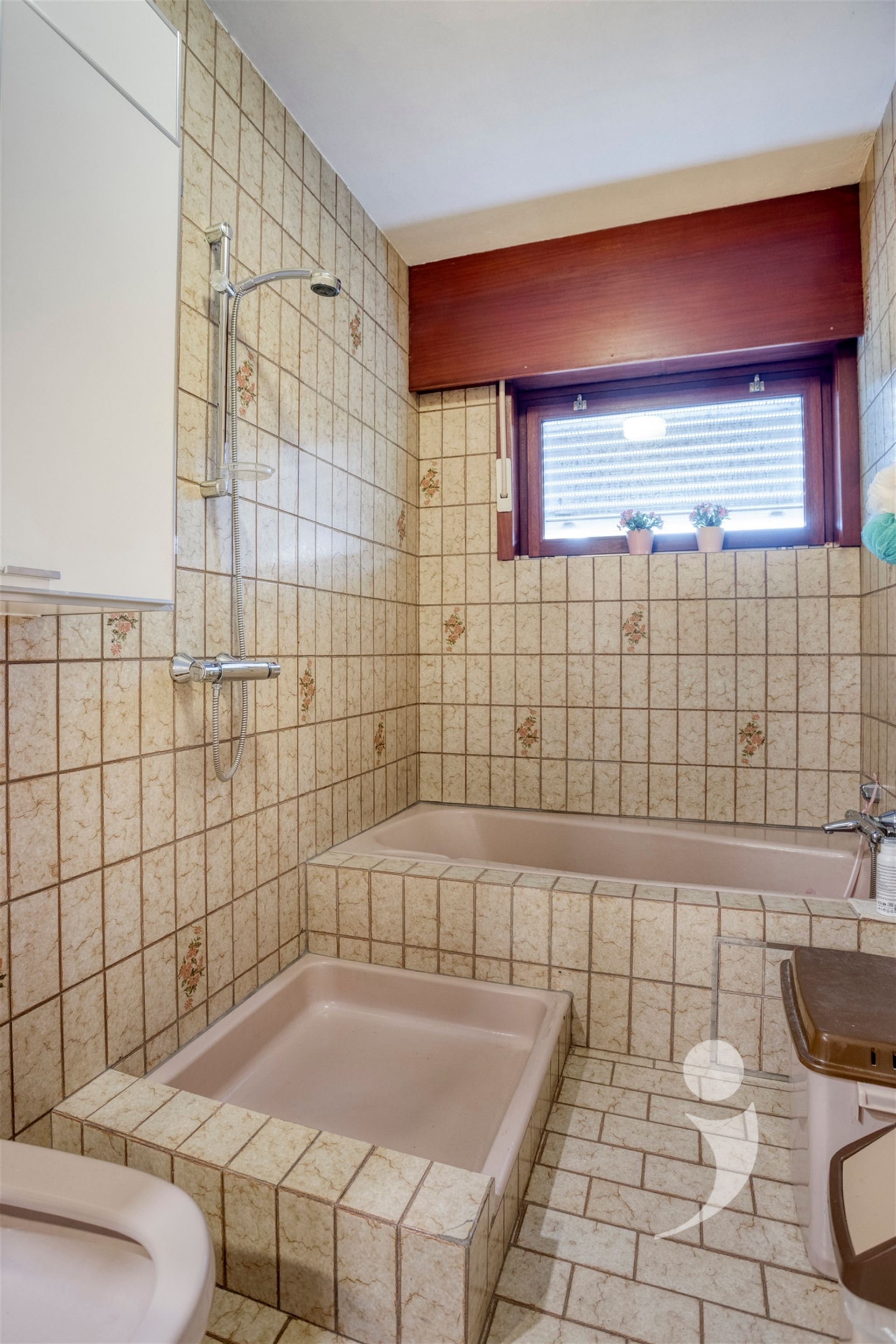 Villa/House/Farm for sale in WEZEMAAL